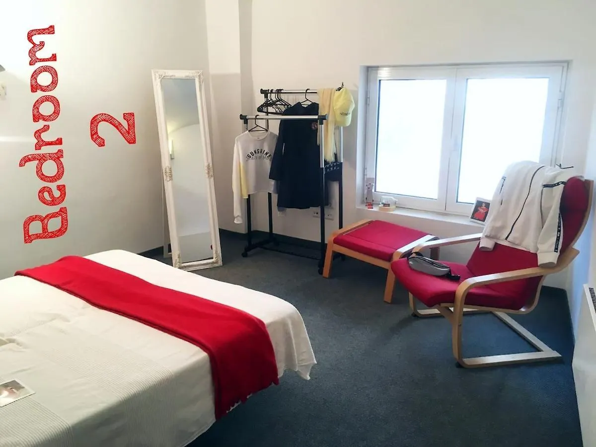 아파트 2-Level Big Space Near Beach, Bars, Walking Street 바르나